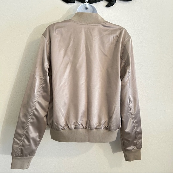 48. Satin Bomber Jacket by Hudson Size Large - Picture 2 of 12